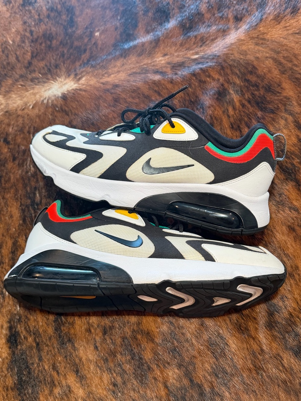 Nike Air Max 200 Rasta Black White Green Gold AQ2568-101 Mens Sneakers Sz 13 NDS